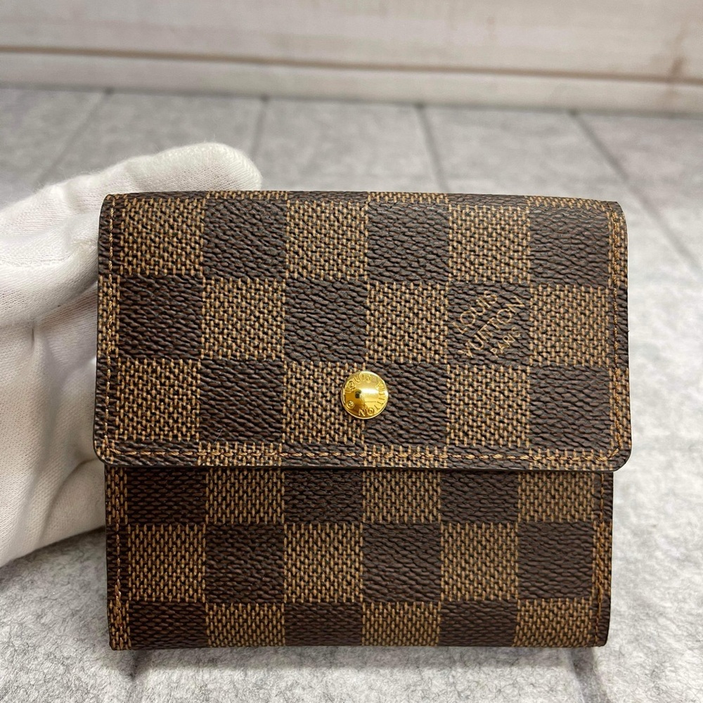 Louis Vuitton Damier Ebene Wallet - Picture 2 of 11